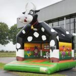 Chateau gonflable Vache